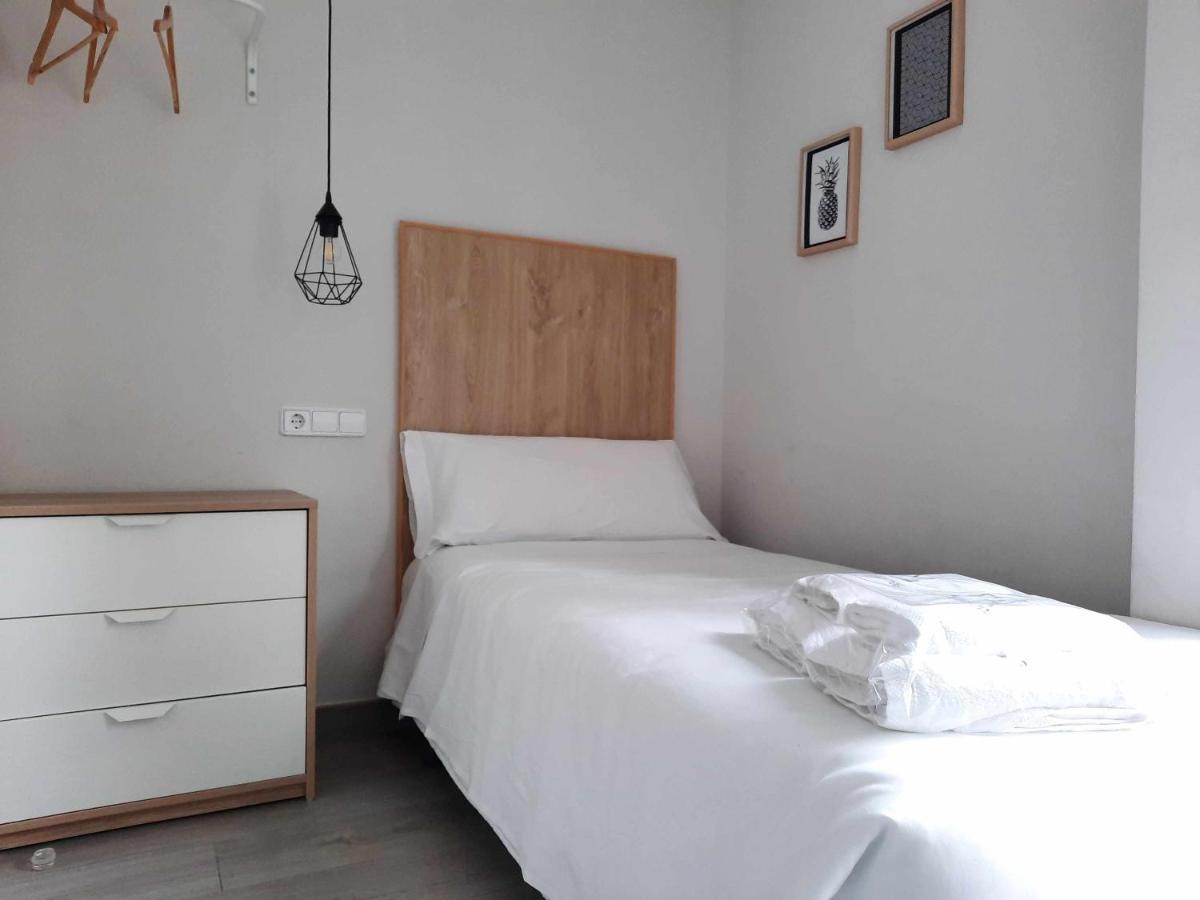 Apartamentos Ordesa Ainsa Room photo